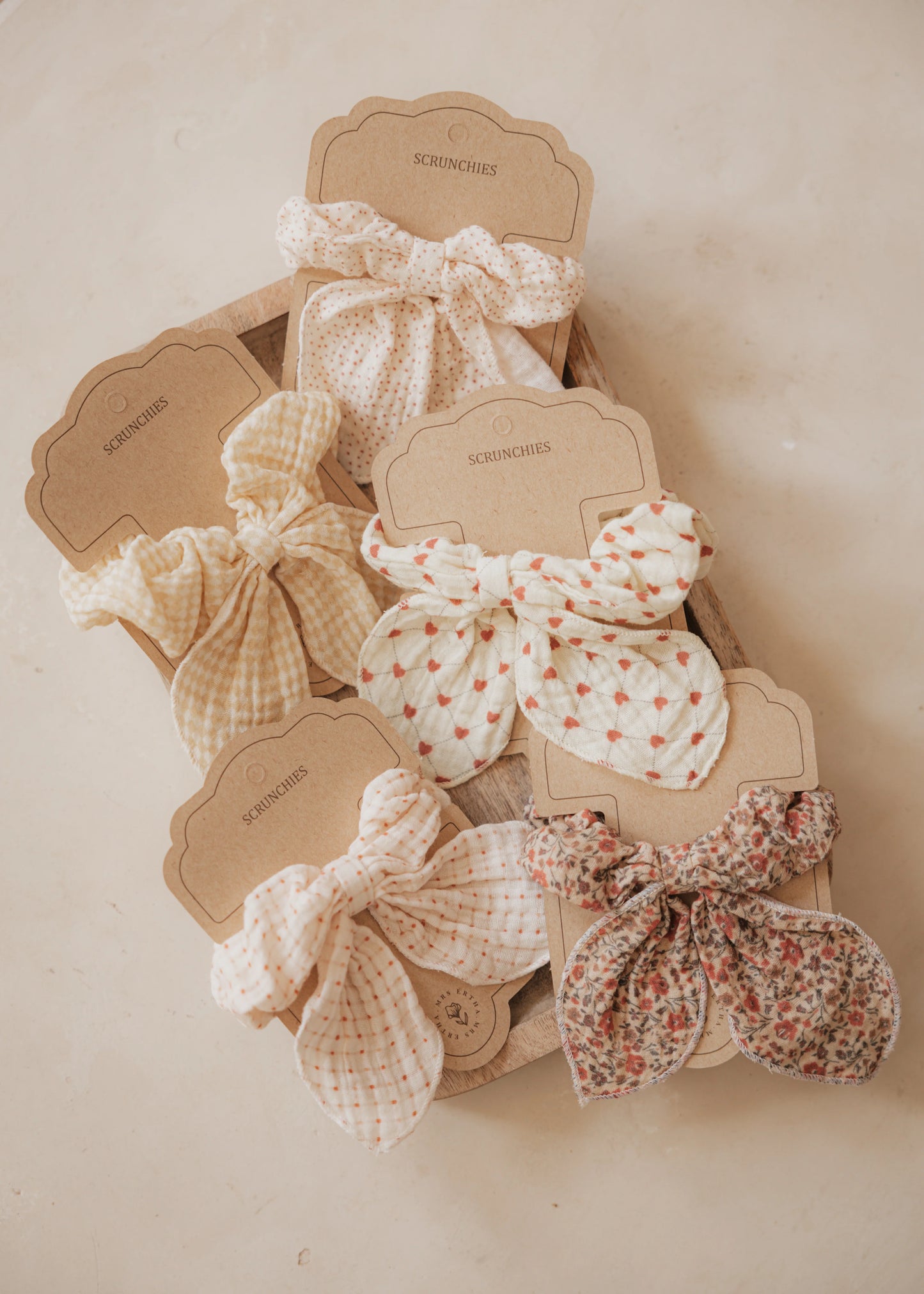 Mrs Ertha - Fable Bow Clip